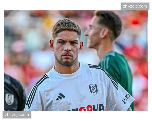 史密斯罗浪费绝佳单刀机会，阿森纳替补锋线效率待提升